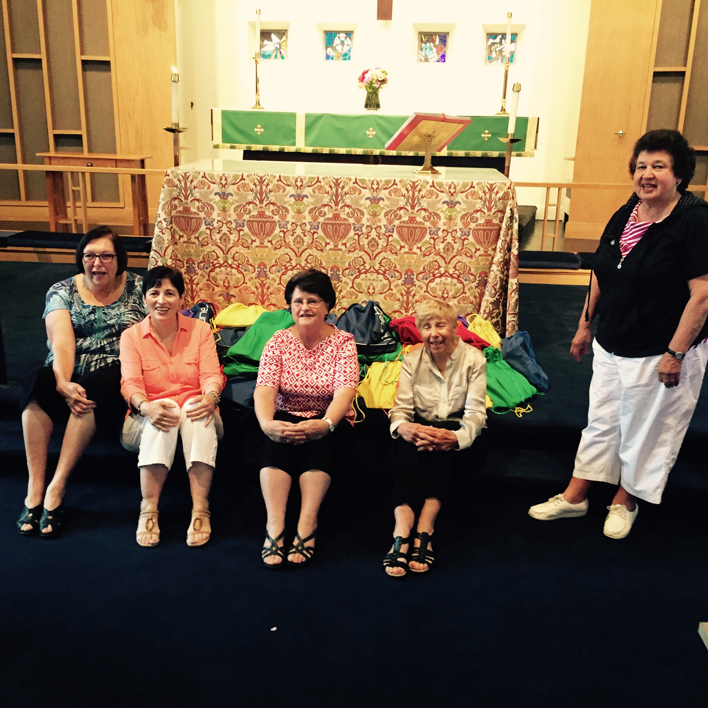 Backpacks___Volunteers_at_Redeemer-St.Johns_Brooklyn